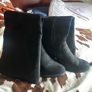 Knee high half zip black felt boots